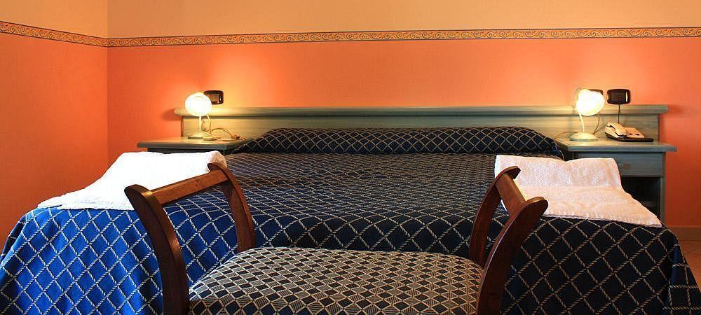 Hotel Le Palme SantʼAnna Arresi Zewnętrze zdjęcie