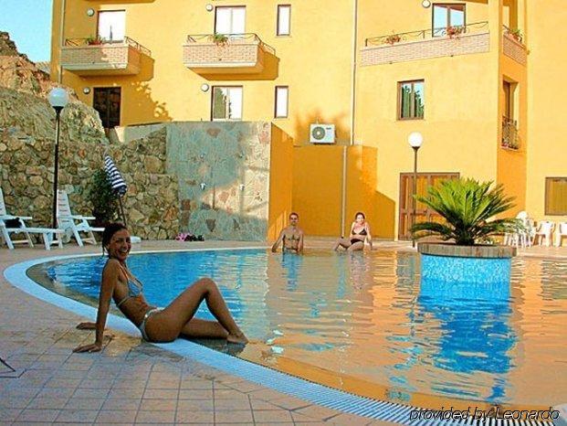 Hotel Le Palme SantʼAnna Arresi Zewnętrze zdjęcie