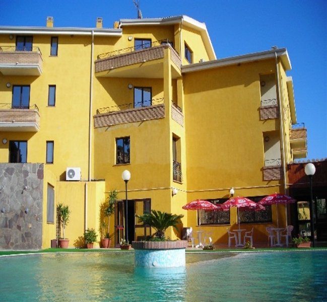 Hotel Le Palme SantʼAnna Arresi Zewnętrze zdjęcie